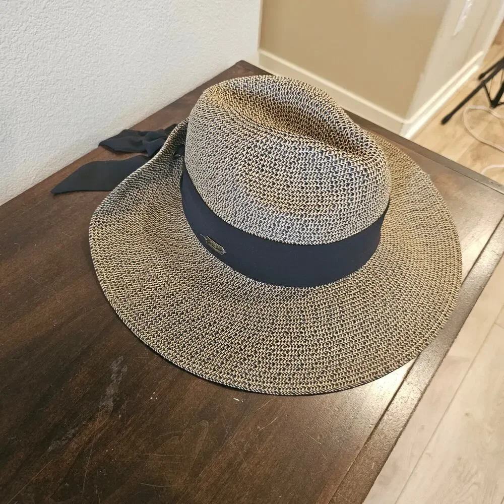 NWOT Sun N Sand Women's Straw Hat with Back Bow